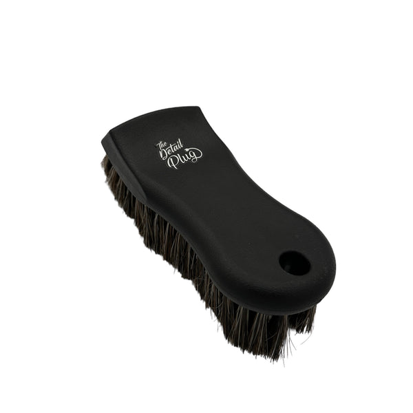 Horse Hair Detail Brush / Cepillo de detalle de crin de caballo - The Detail Plug 
